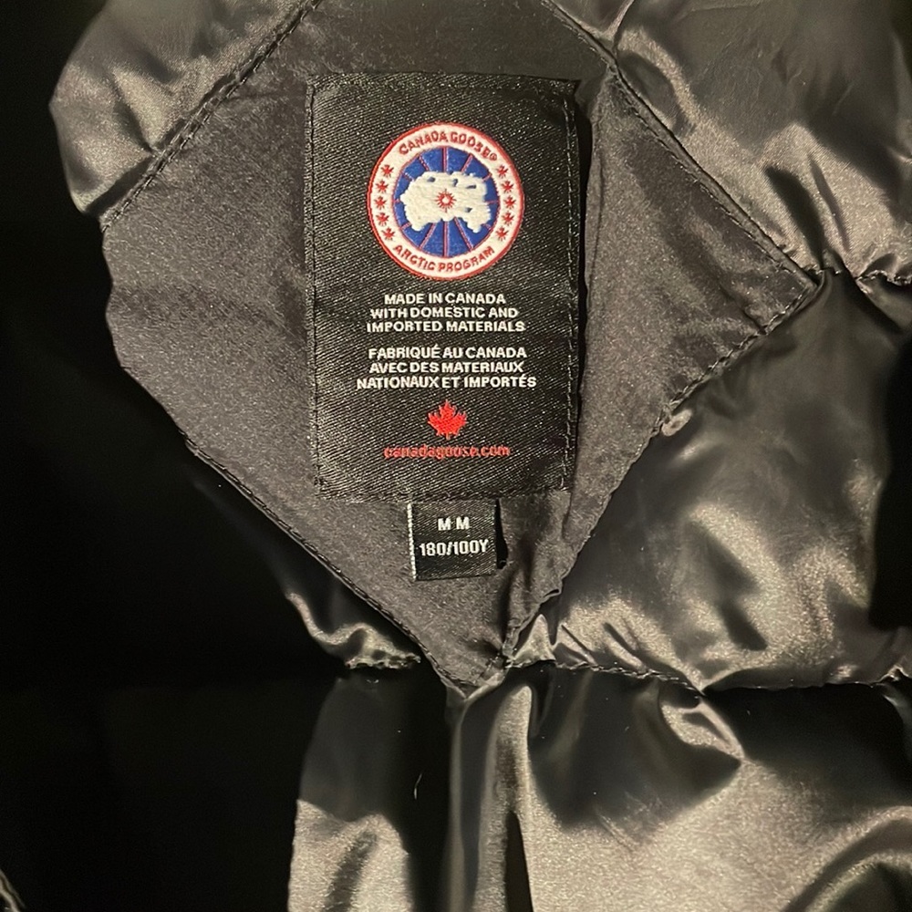 Canada Goose Lodge Jacket - Picture 2 of 5